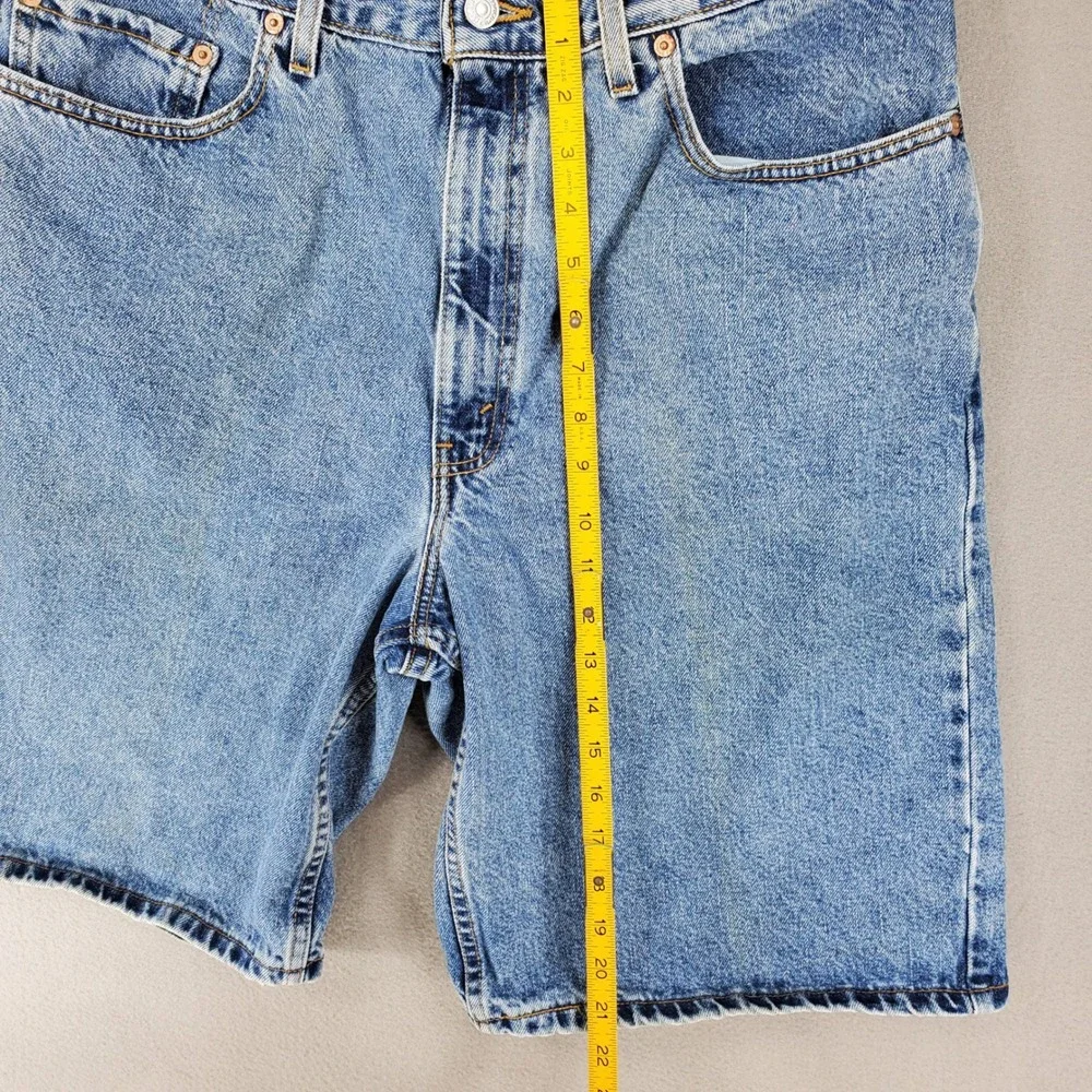 Levis 550 Denim Shorts Mens 38 Blue Relaxed Fit Vintage Made in USA 90s‎ Medium
